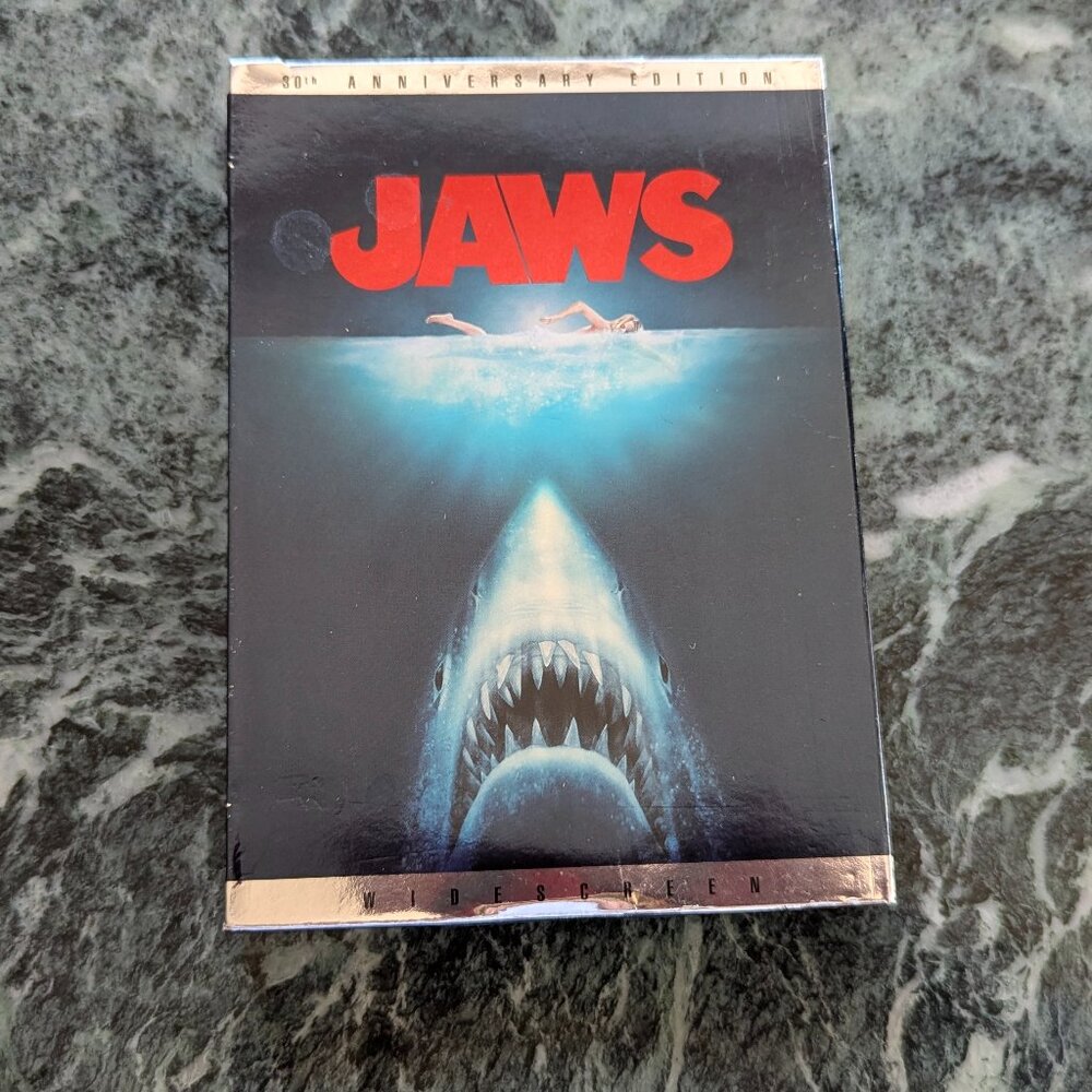Jaws 30th Anniversary Widescreen 2-Disc DVD Collection and Photo Album